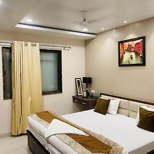 Hotel Singh Comfort Inn