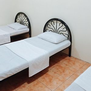 Reddoorz @ Plaza La Paz Iloilo City